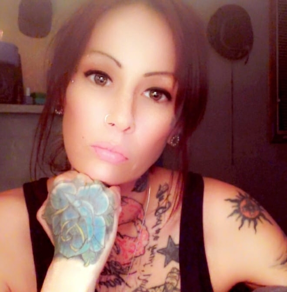 Meet your Posher, Amber - Picture 1 of 1